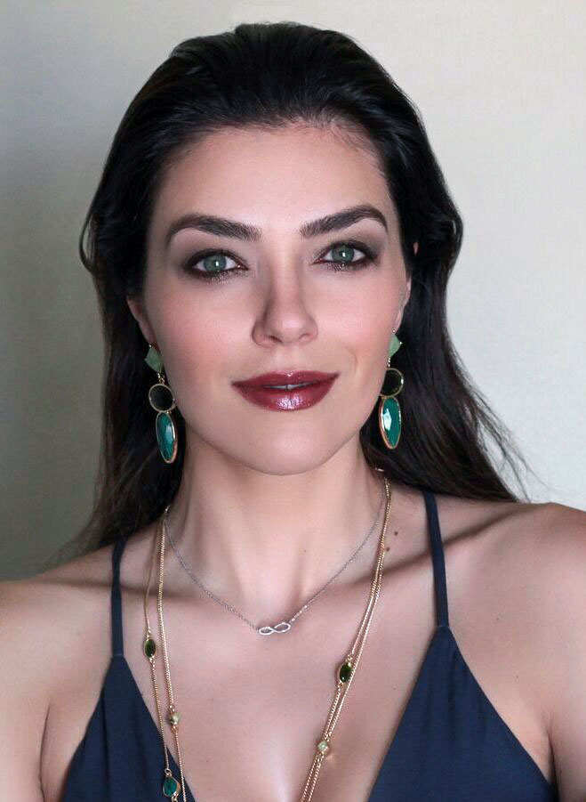 Adrianne Curry Rhode