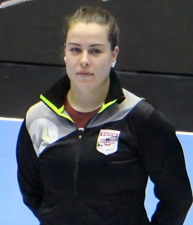 Ainhoa Hernandez Serrador