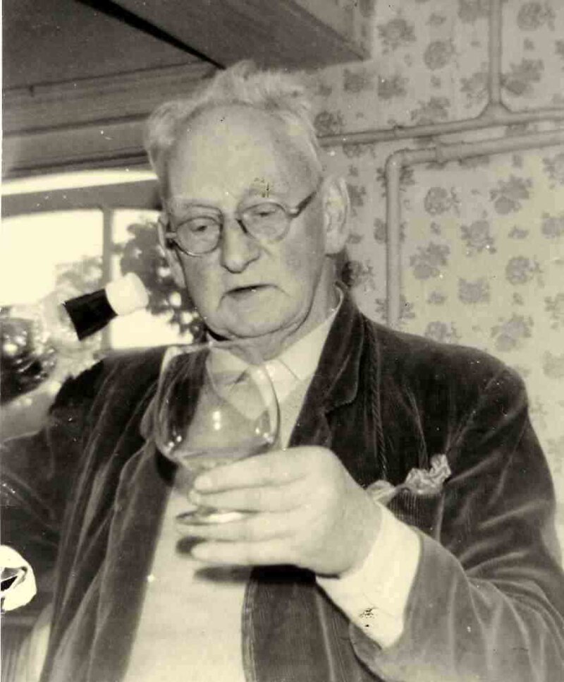 Alexander Neill