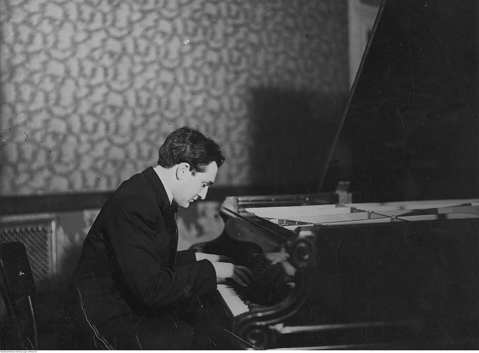 Alexandr Sklioutovski