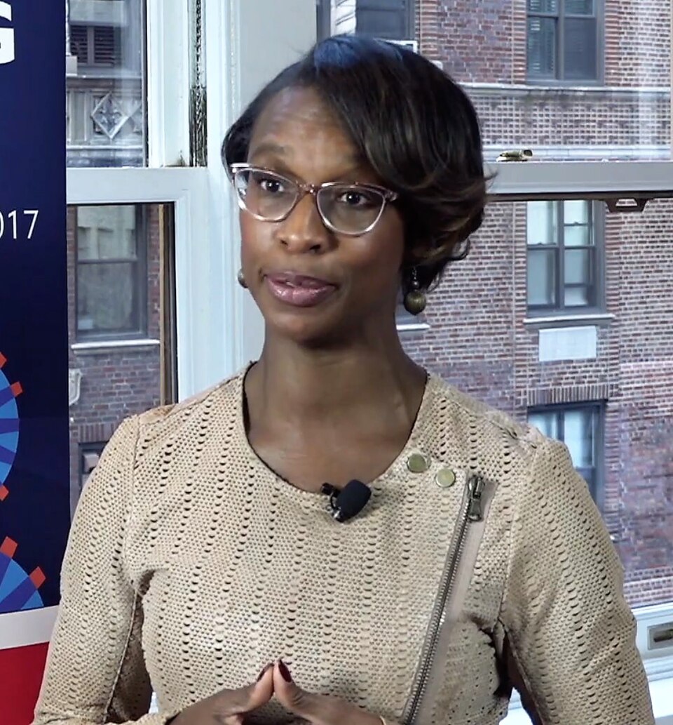 Alicia Davis