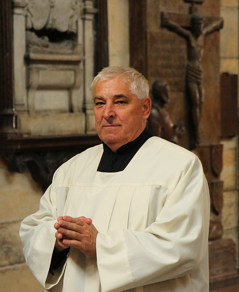 Altar Man