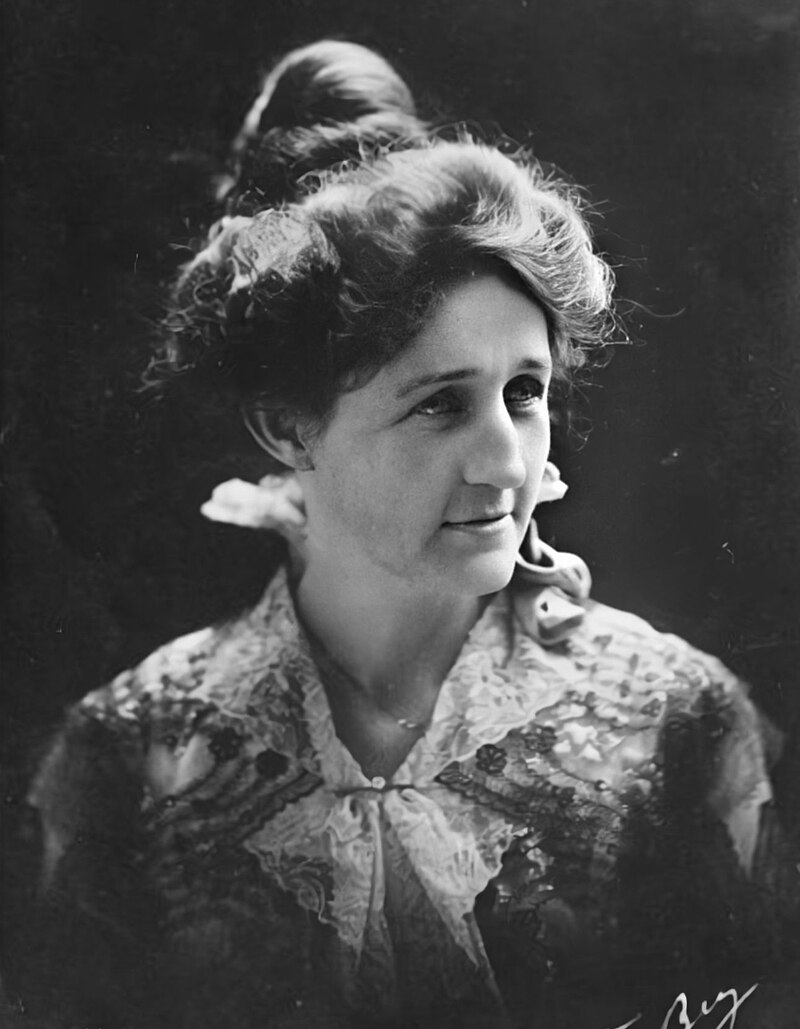 Amanda Wallace