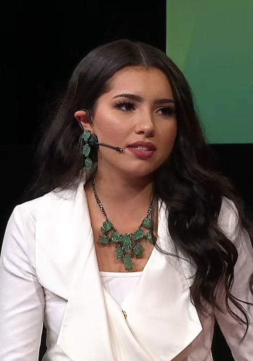 Amelia Khan