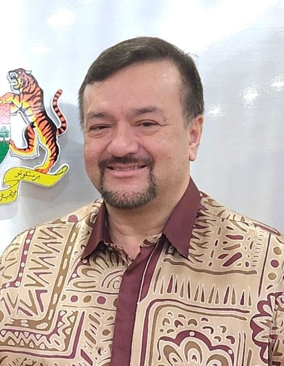 Amir Hamzah Azizan