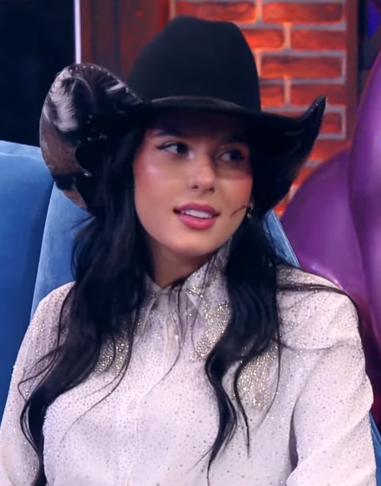 Ana Castela
