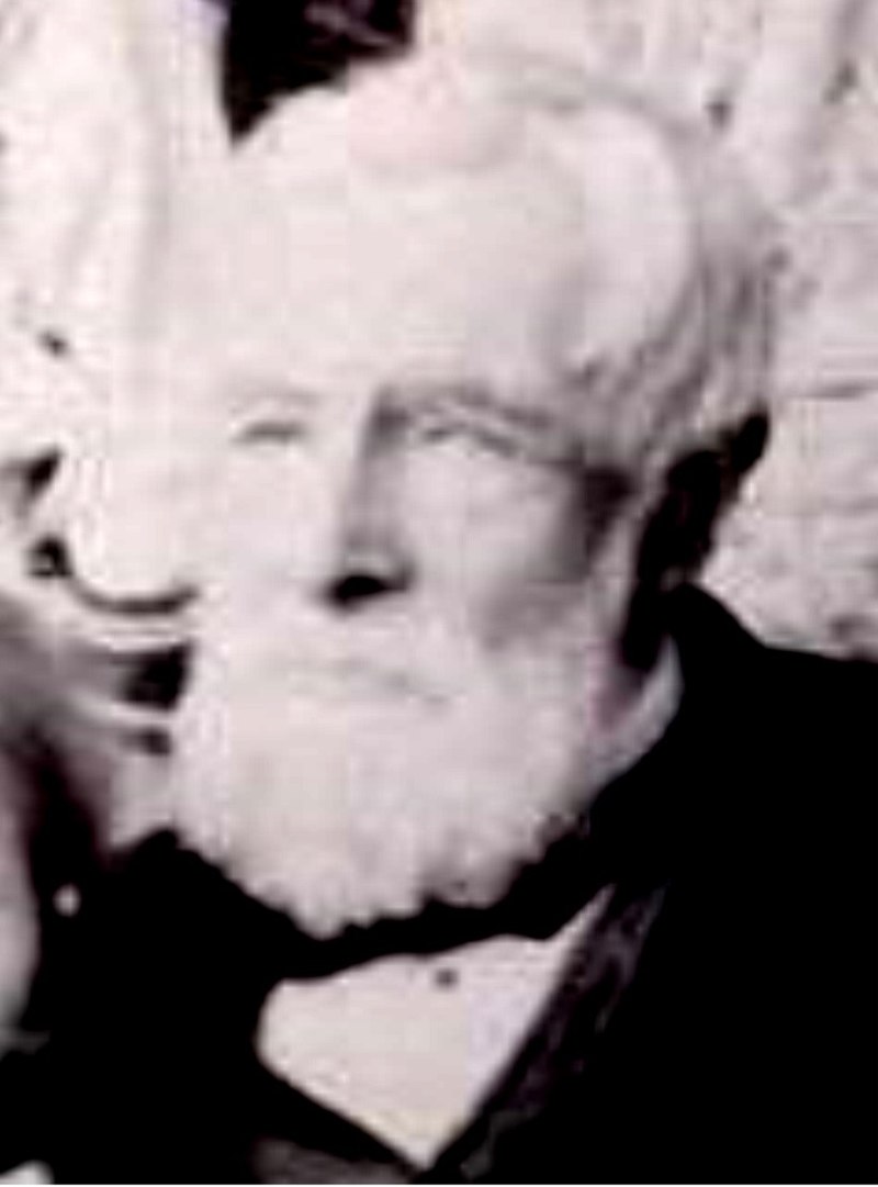 Andrew Searles