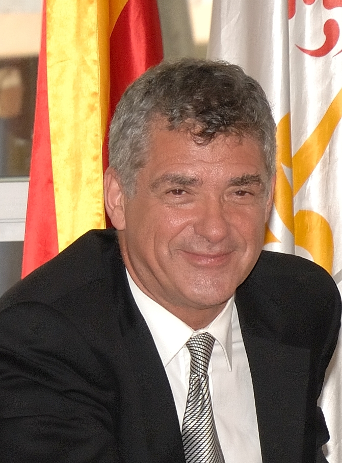 Ángel Del Villar