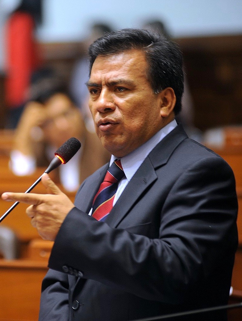 Ángel Javier Velásquez Quesquén