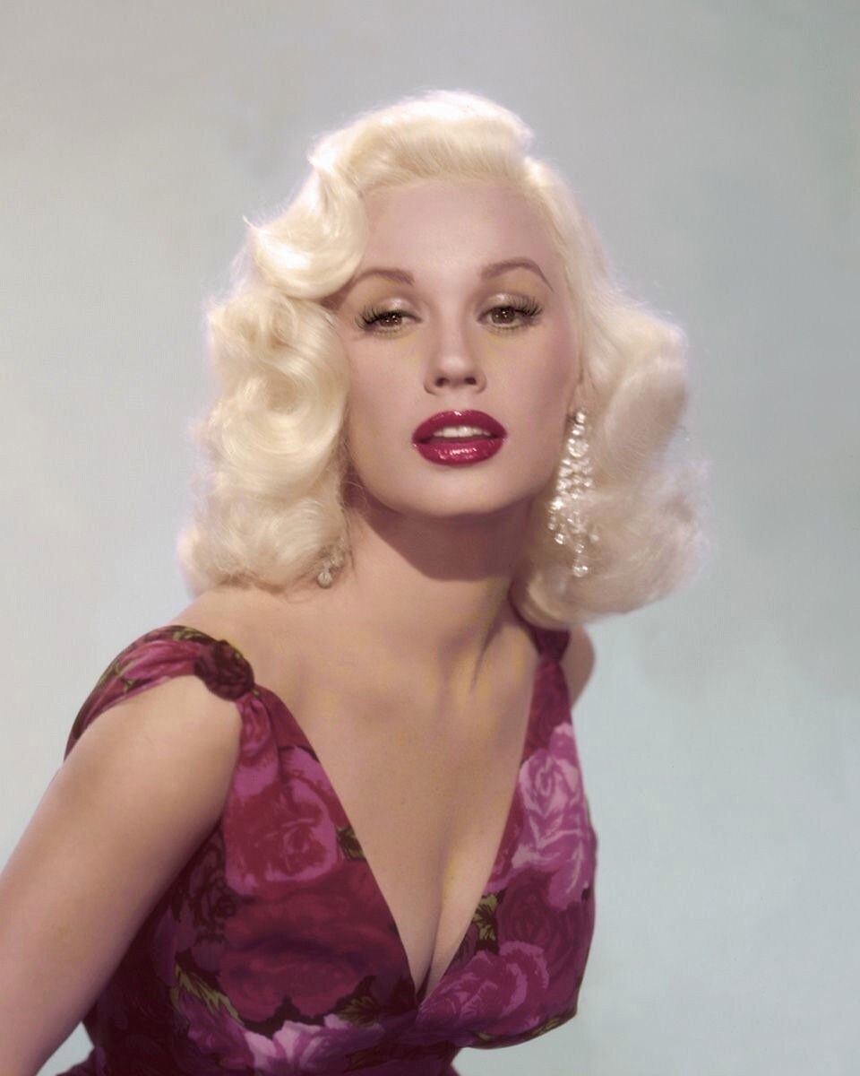 Annie Doren