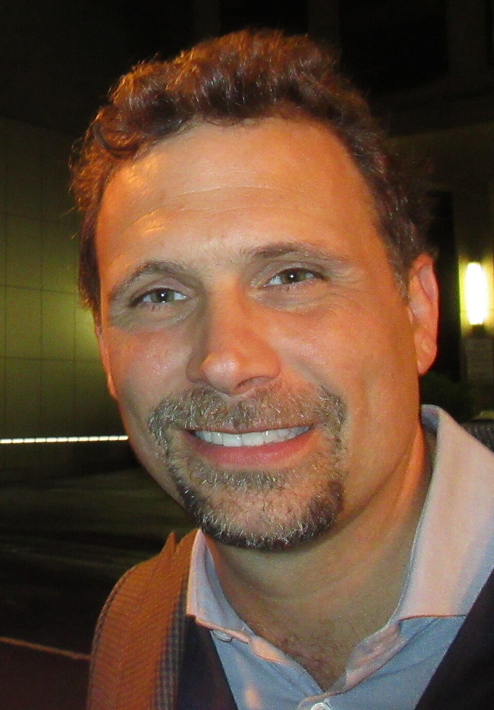Antoine W Bastian