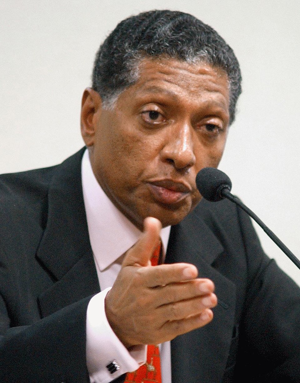 Antonio Celso Campos De Oliveira Faria