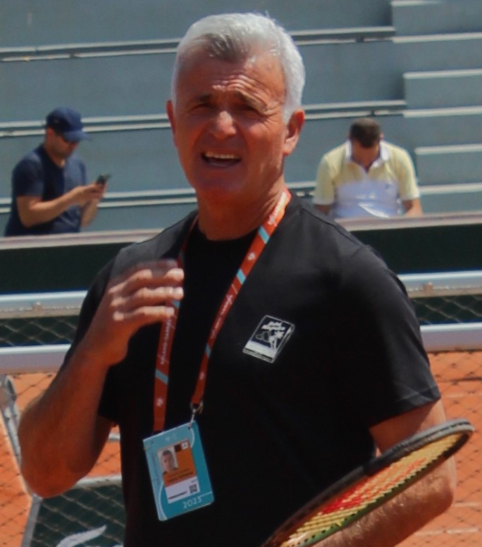 Apostolos Tsitsipas