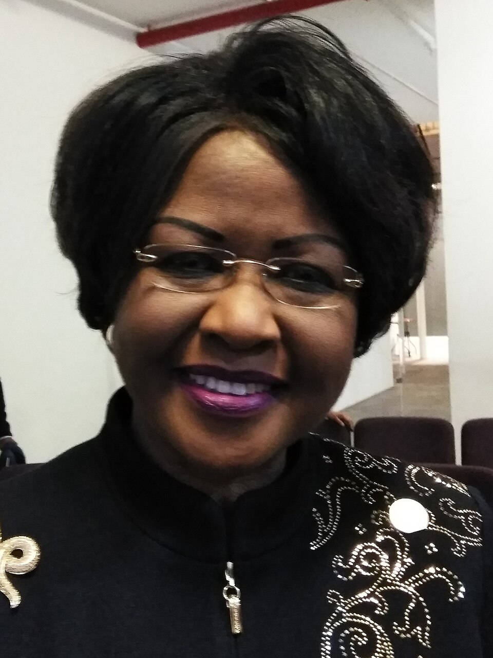 Arikana Chihombori