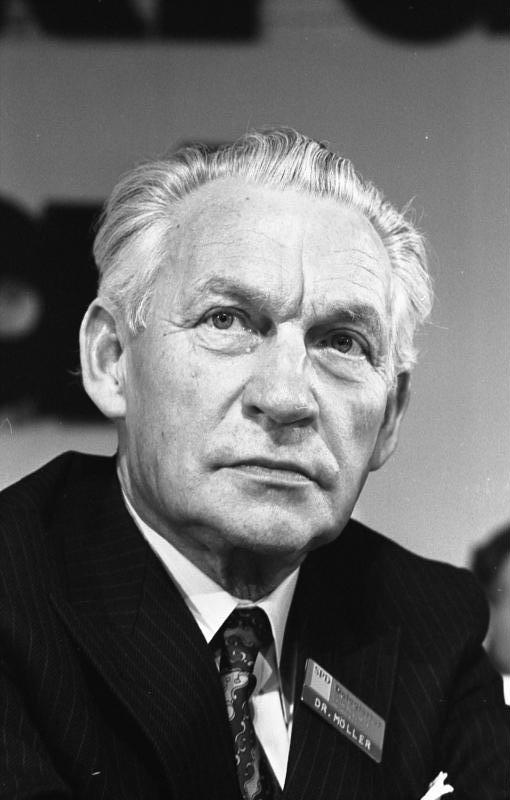 Arnulf Möller