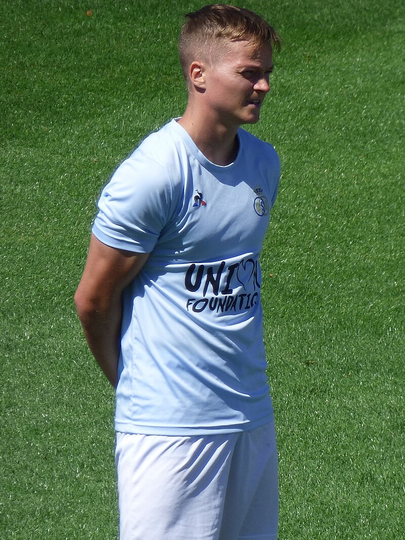 Aron Sigurðarson