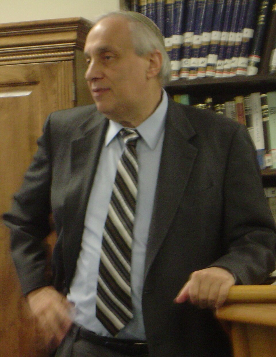 Avraham Weiss