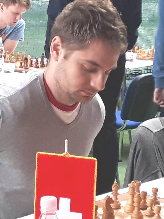 B. Olivér