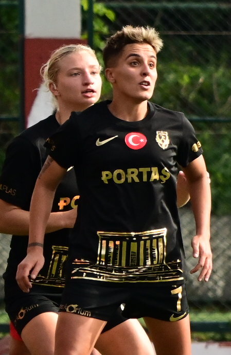 Başak İçinözbebek