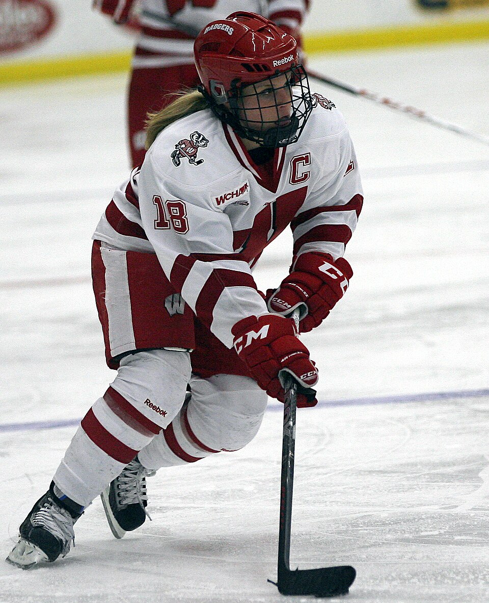 Brianna Decker