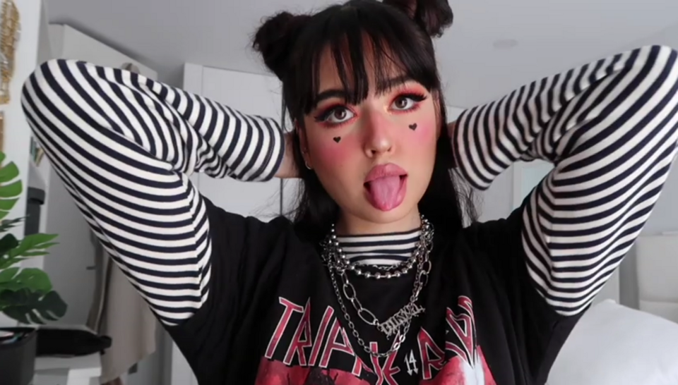 Brown Fashion Girl
