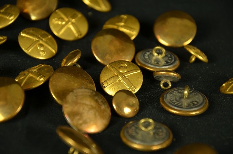 Buttons