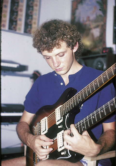 Carlos Cazenave