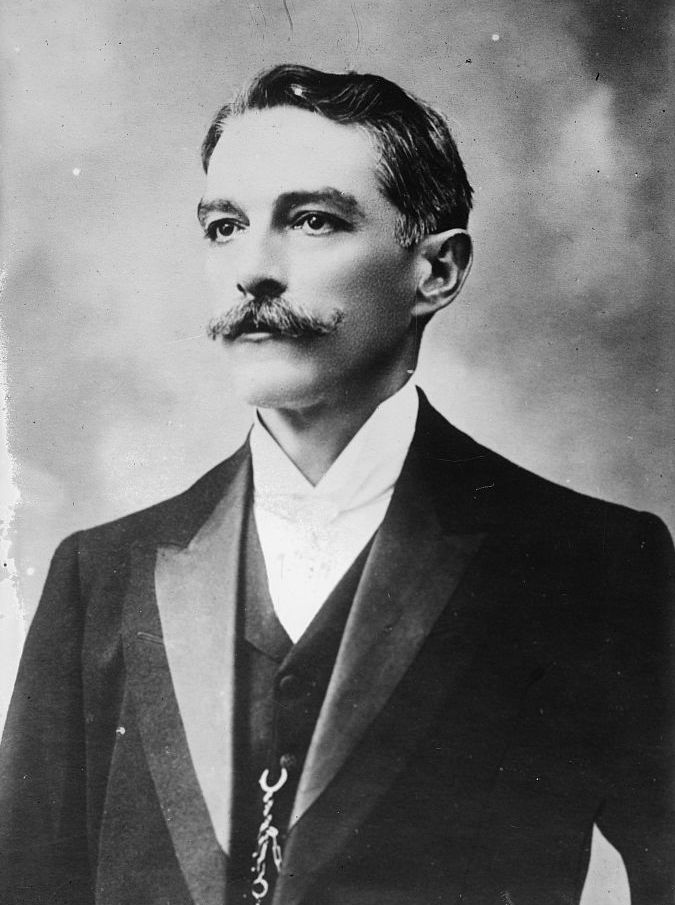 Carlos E. Restrepo