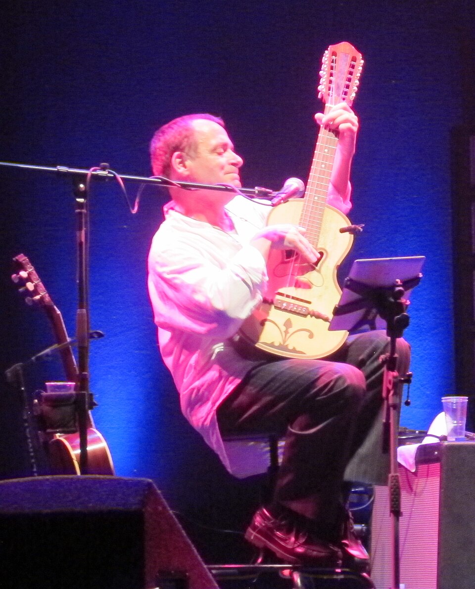 Carlos Medeiros