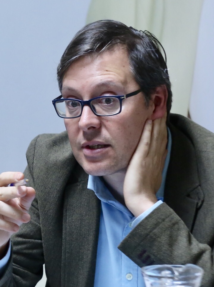 Carlos Serrano