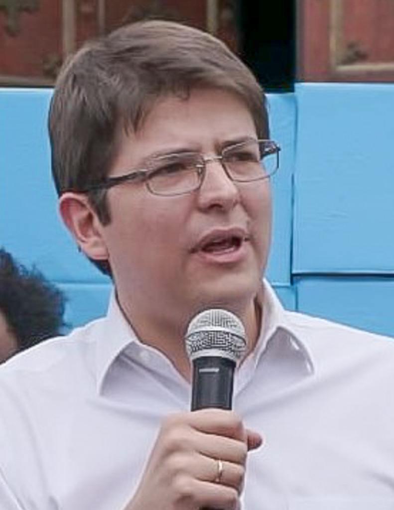 Carlos Uribe