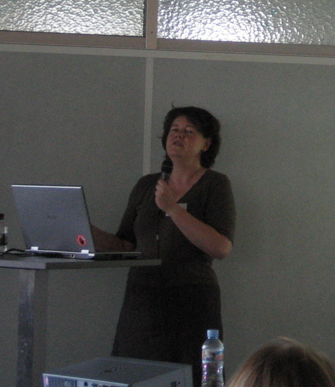 Carolyn Steel