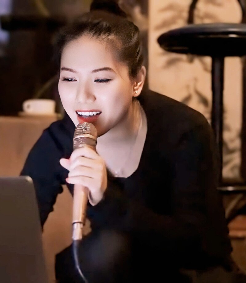 Chị Thủy