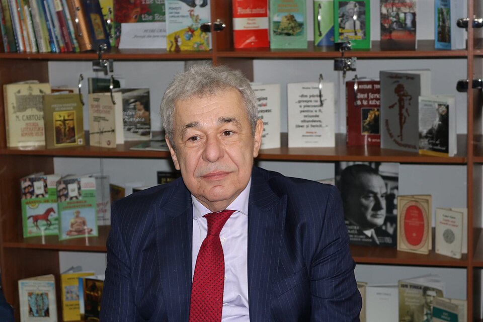 Cico Dumitrescu