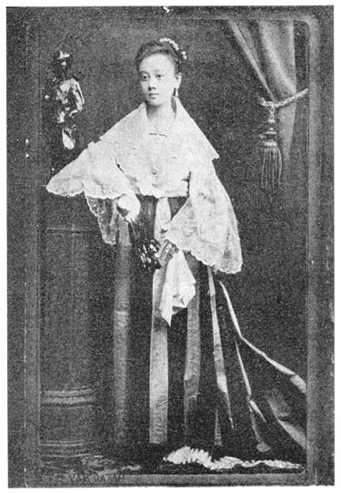 Clara María