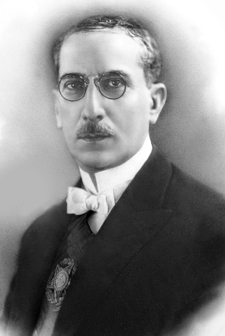 Cláudio Bernardes