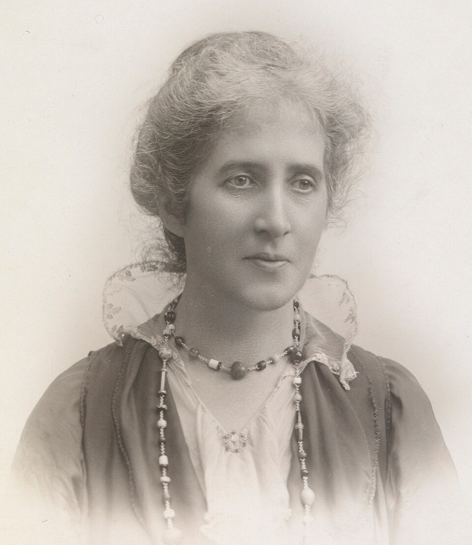 Courtney Hogarth