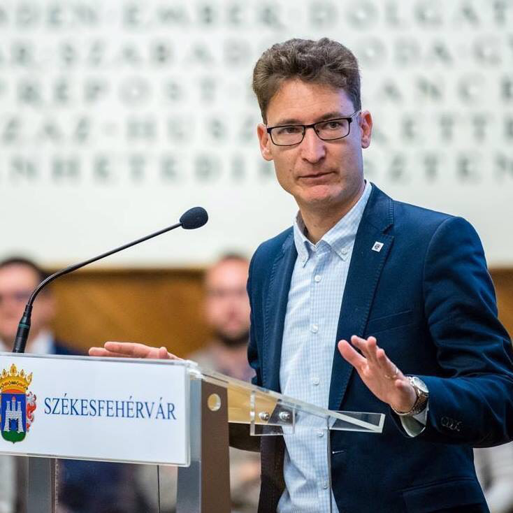 Cser-Palkovics András