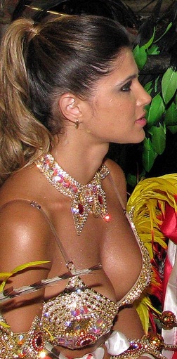 Dani Souza