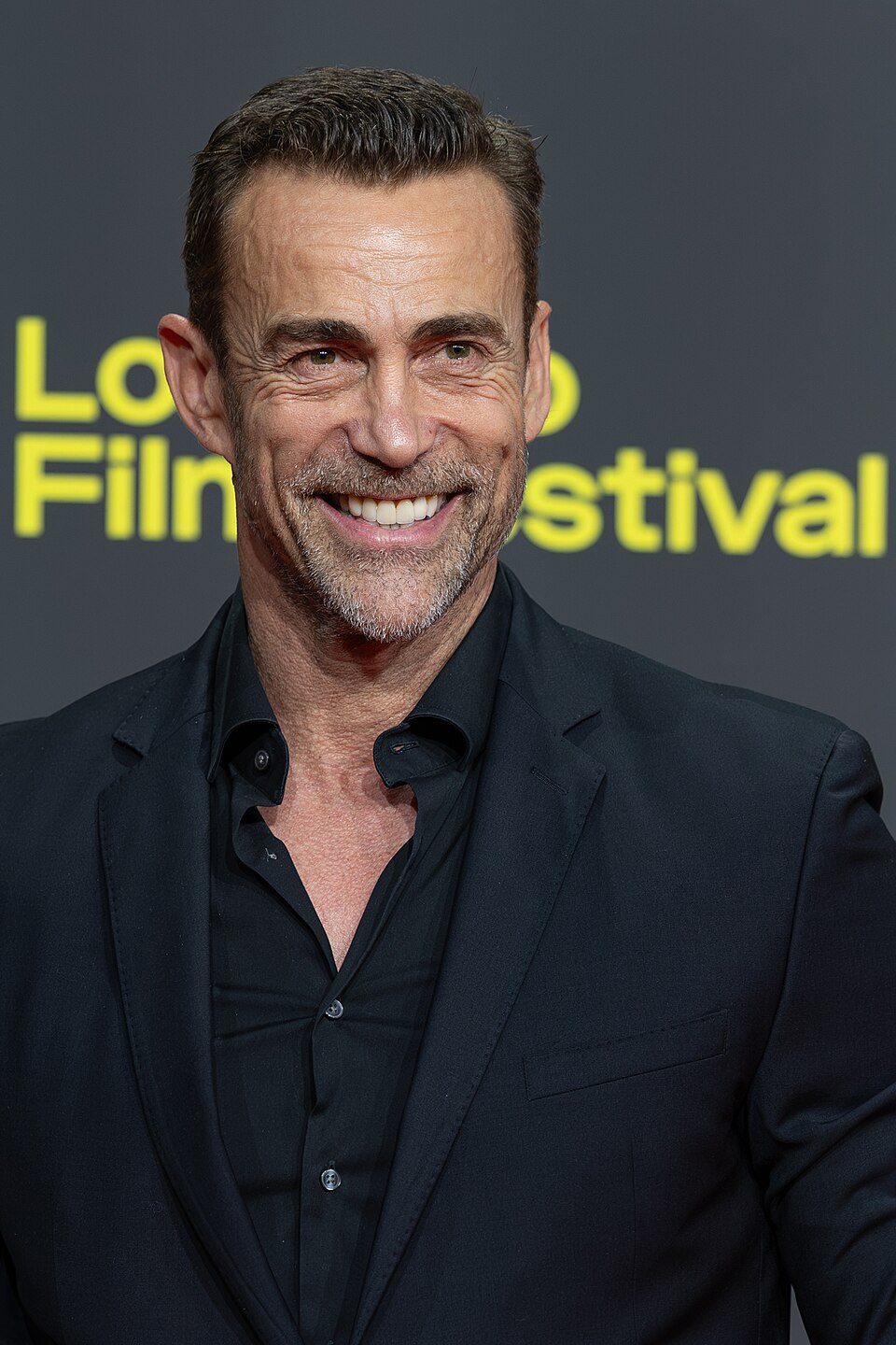 Daniel Bernhardt