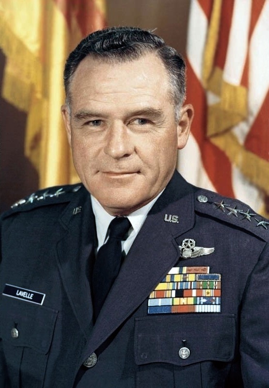 Daniel Lavelle