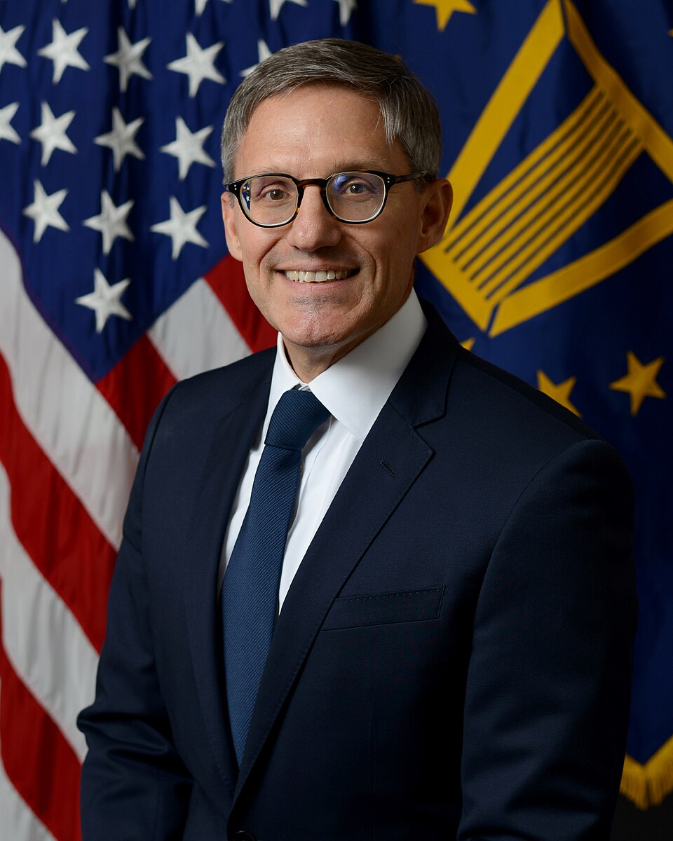 Derek Chollet