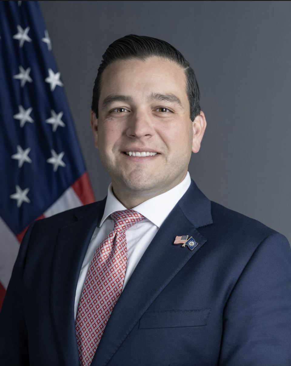 Donald Cabrera
