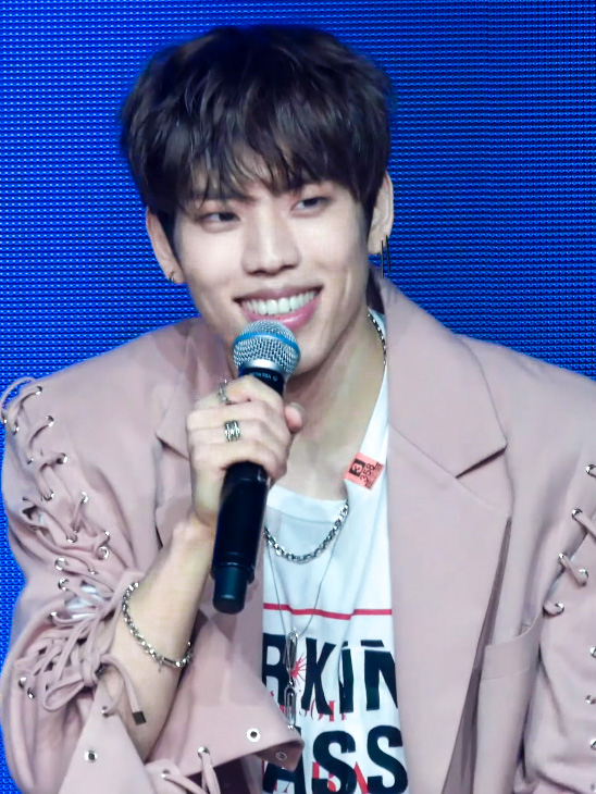 Dongwoo