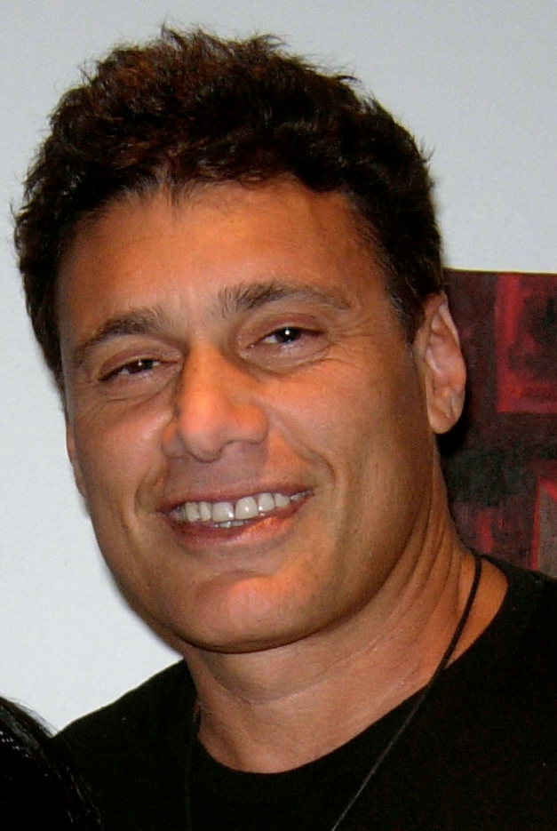 Dr Castel Santana