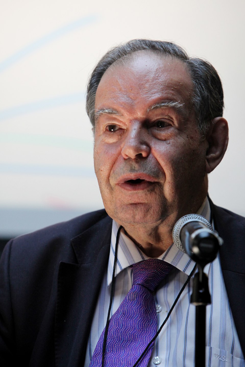 Dr. Edward de Bono