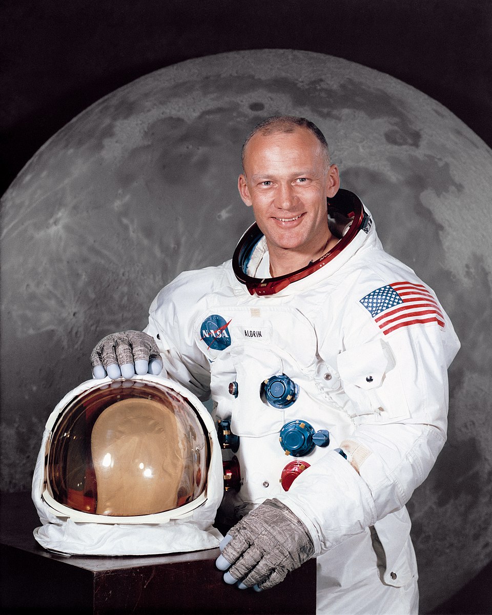 Dr Edwin Mitchell