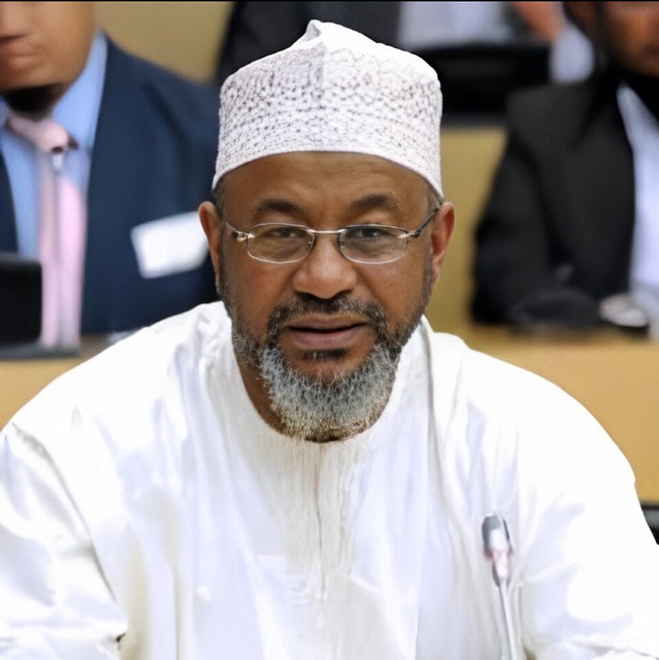 Dr Faruk Umar