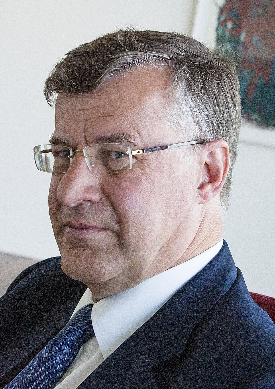 Dr. Grant Paulsen