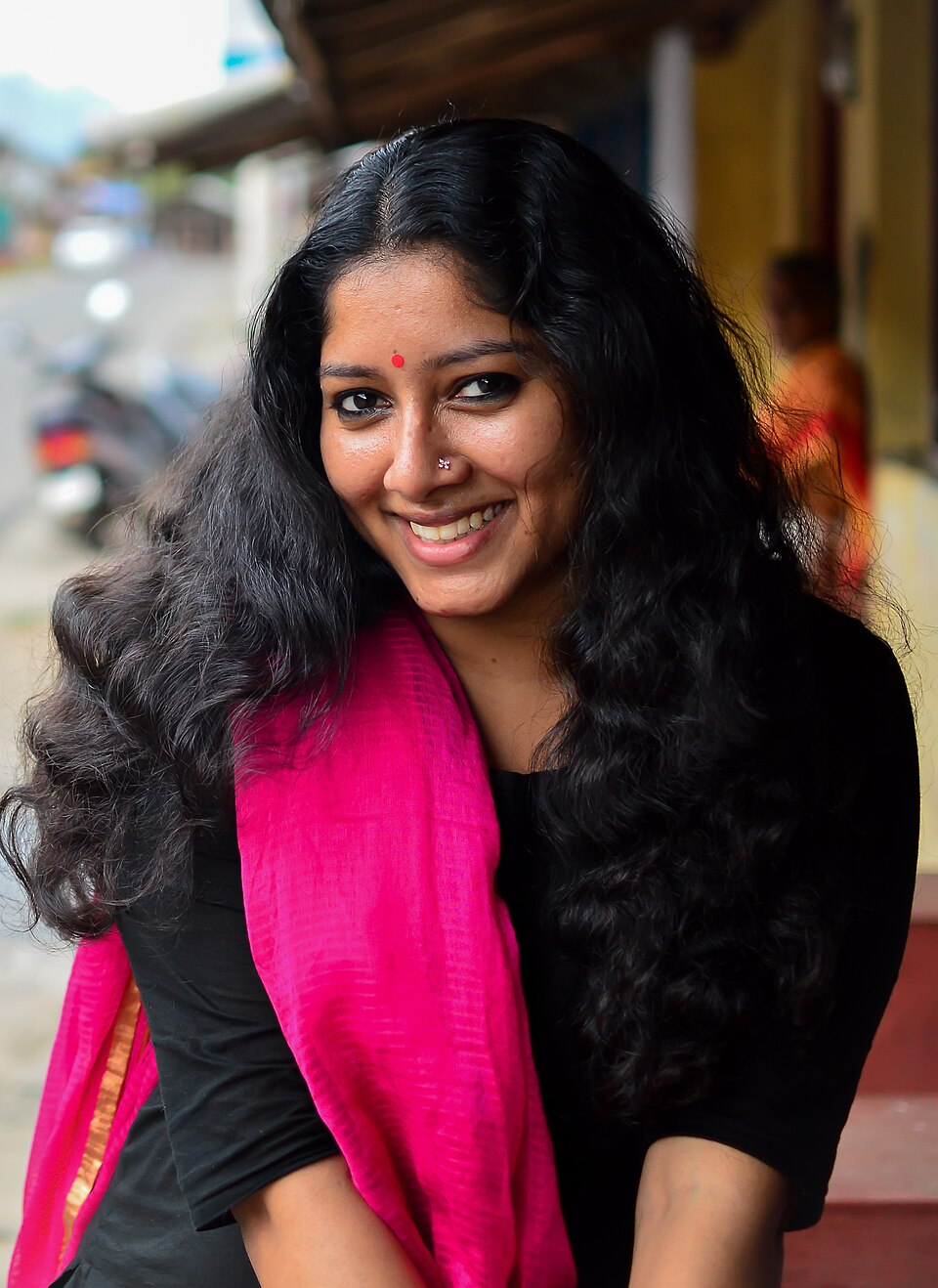Dr Nambidi